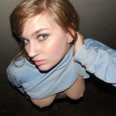 Изумительные снимки обворожительной красотки с аппетитной задницей в интернете