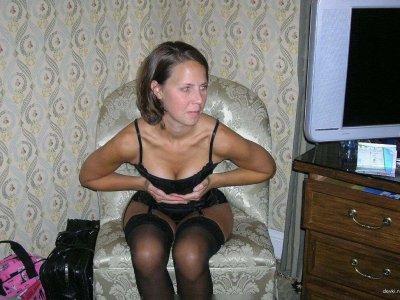 Занялся страстной любовью с любимой женой в уединенном уголке