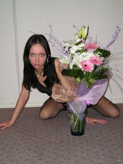 Интимный снимок юной красавицы с подтянутой попкой