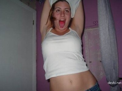 Милашка устраивает интимные утехи с своим возлюбленным