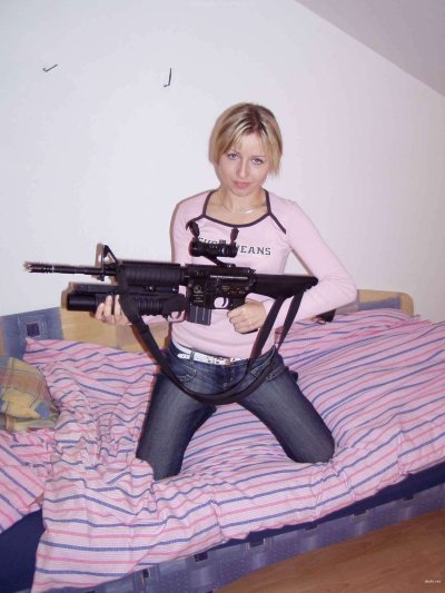 Погрузилась в удовольствие с бананом: как я себя развлекала!