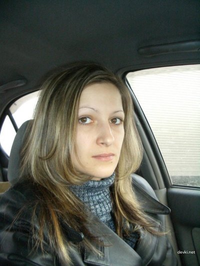 Развратная супруга без трусиков в парилке