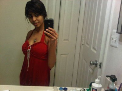 Секретные снимки молодой азиатки с прекрасными формами