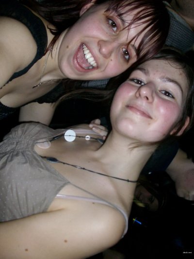 Развратная вампирша без одежды