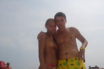 Обнаженные красотки на берегу - жаркие фото для взрослых