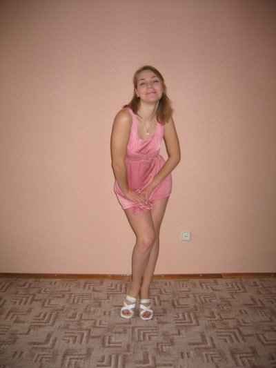 Интимные видео привлекательной дамы в уютной обстановке