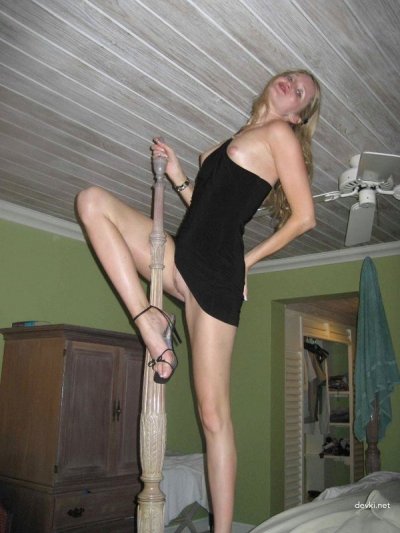 Сексапильная дамочка с привлекательной фигурой