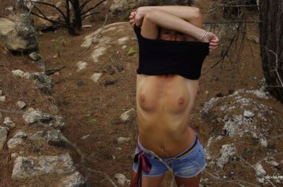 Зрелая любительница анального секса готова удивить вас!