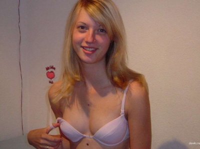 Развратная русская красотка с пышными формами