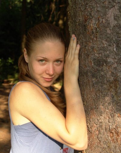 Шаловливая красотка раздевается под открытым небом - Первый акт