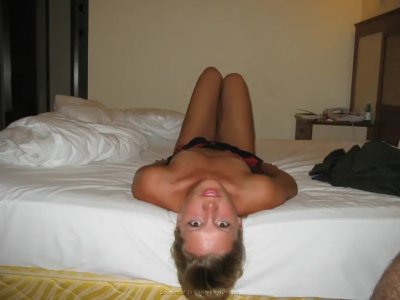 Опытная дамочка наслаждается сексом и оральными ласками