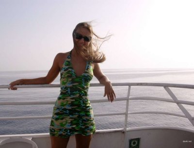 Снимки шаловливой подруги для твоего взгляда!