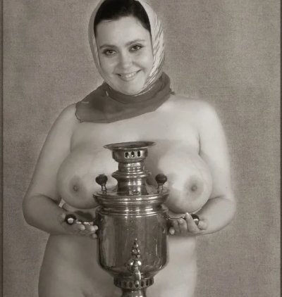 А Алёнка стала настоящей красоткой!