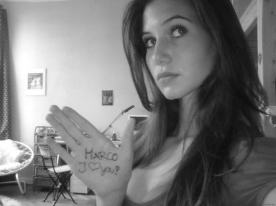 Фото с горячими дырочками и накачанными сосочками красотки