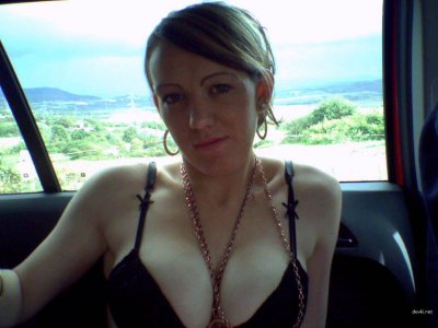 Фото соблазнительной шатенки: интимные снимки 18+