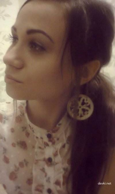 Интимные снимки юной дамы