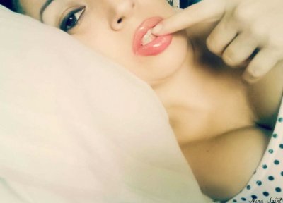 Горячие фото голой красотки в домашней обстановке - не откажешься!