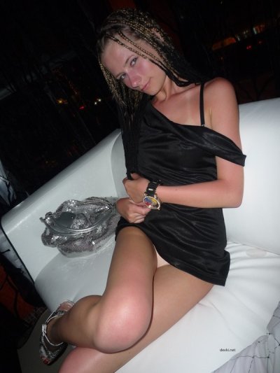 Крошка с маслом жаждет секса - горячее предложение для вас!