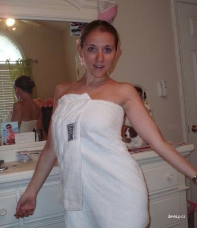 Развратная красотка с большой грудью - горячий персонаж для взрослых