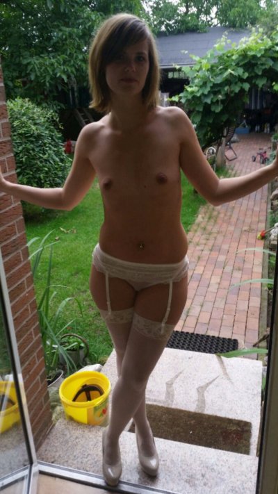 «Попросил надеть шикарные чулочки для особой атмосферы»