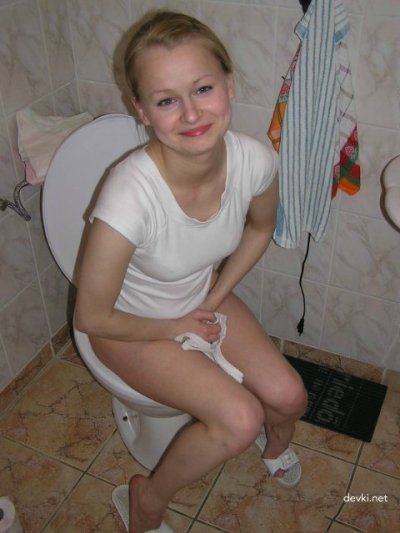 Красотка занимается сексом во время отпуска