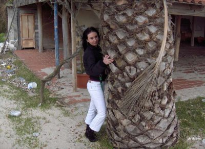 Помогла красотке достичь оргазма