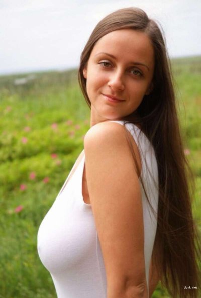 Интимные фото девушки с обильной грудью - только для взрослых!