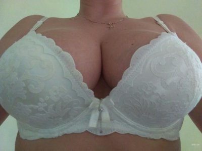 Зрелая женщина занимается анальным сексом