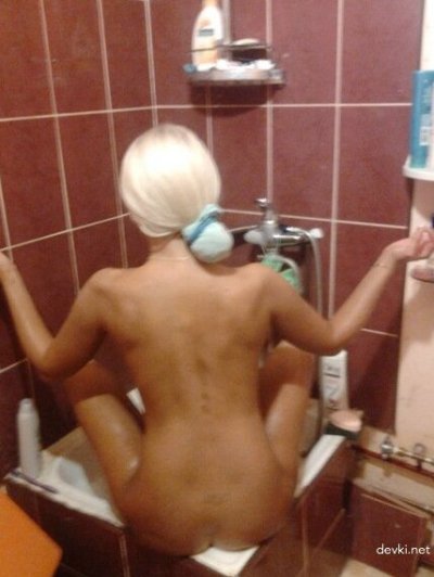 Знойная красотка обожает фрукты