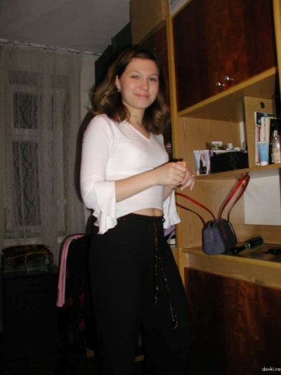 Сексуальные снимки юной супруги