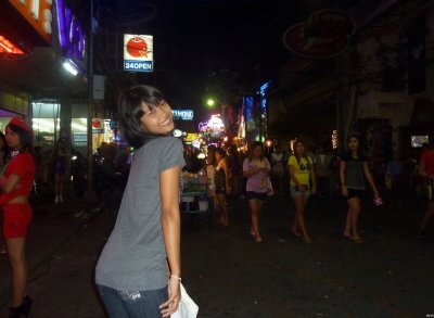 Горячий секс с юной азиаточкой: отличное порно!