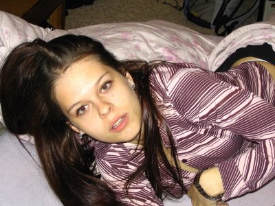 Эта милашка обожает показывать свои прелести