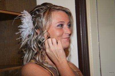 Фотосет подготовки к свадьбе сексуальной невесты