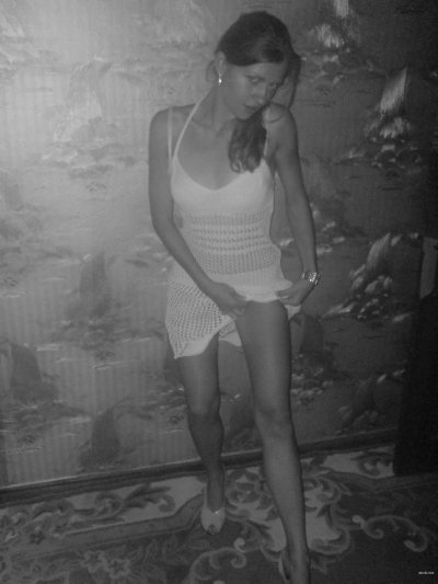 Жаркие фото сексапильной шалуньи: угоди своим глазам!