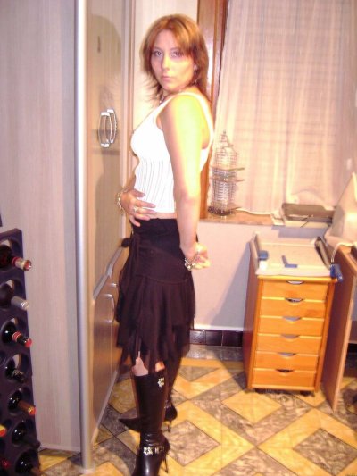 Интимные фото жены: откровенные моменты только для тебя!