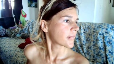 Подчиняю эту горячую жену своим желаниям и заливаю ее красивое лицо спермой