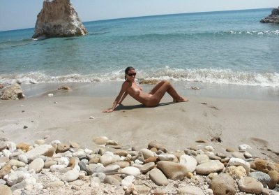 Молодая девушка с густой растительностью в интимных снимках - наслаждение для глаз