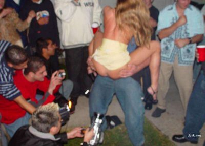 Вечеринка для взрослых: шалости подружек!