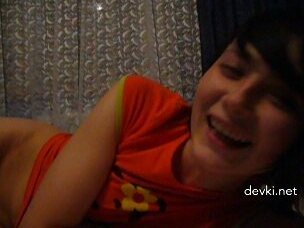 Сексуальные снимки юной красотки: увлекательное знакомство