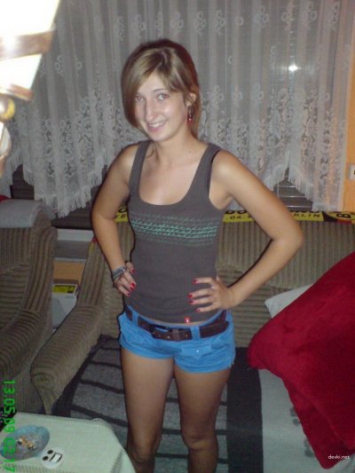 Интимные снимки молодой красотки в чулочках: приватные фото для взрослых