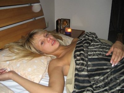 Шалунья балует парня оральным удовольствием