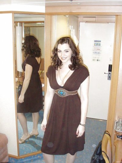 Домашнее видео сексуальной ученицы в возрасте