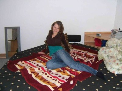 Интимные снимки жены: откровенные моменты только для тебя!