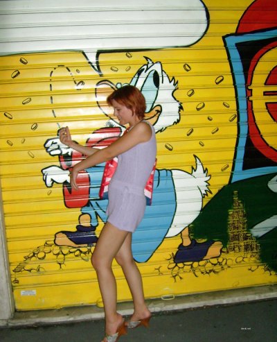 Вышла на улицу без нижнего белья - соблазнила всех