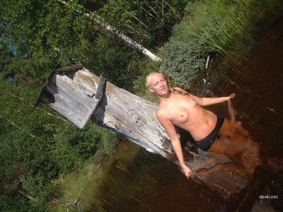 Сексуальная блондинка получила жаркий секс на камеру и наслаждается каждым моментом