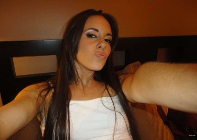 Интимные снимки сексуальной девушки из США, предпочитающей горячий секс