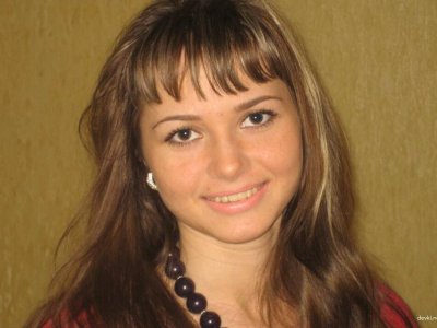 Интимные утехи с нежной красавицей: домашние игры в постели