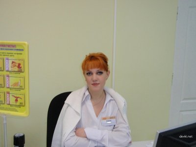 Сексуальные снимки огненной бестии в уютной обстановке