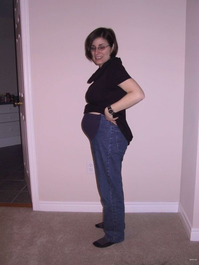 Беременная дама с огромными дойками: эксклюзивный контент для взрослых!
