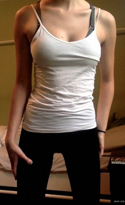 Худенькая с обширной грудью - переливчатый уголок для взрослых